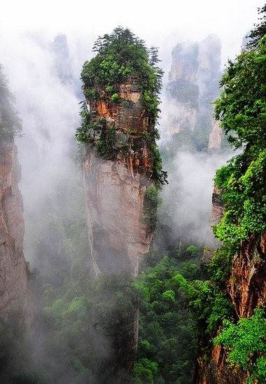 A General Introduction Of Zhangjiajie Scenic Spots - Zhangjiajie 