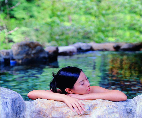Enjoy Hot Springs in Zhangjiajie