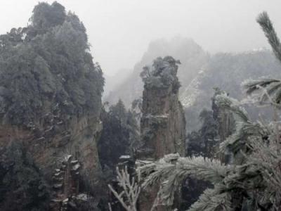 Zhangjiajie National Forest Park, In 2010 the first snow of winter