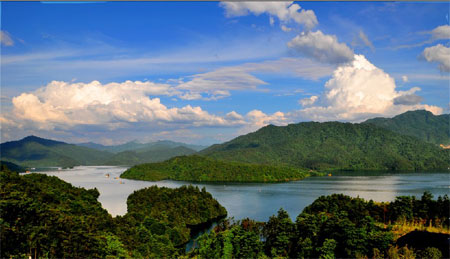 Hunan Jiuxian Lake Acclaimed as National 4A-Level Scenic Area