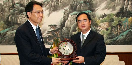 Kunming's Royal Thai Consulate-General Visits Hunan