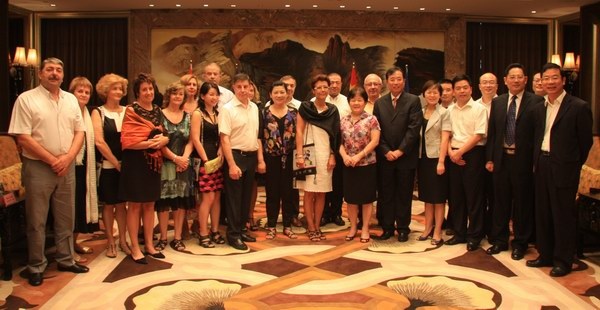 Canillo Municipal Government Delegation Visits Zhangjiajie