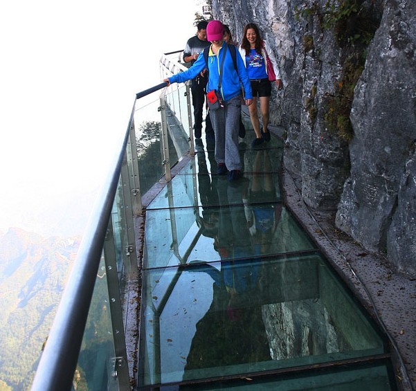 Three Wonders Appear in Zhangjiajie Tianmen Mountain