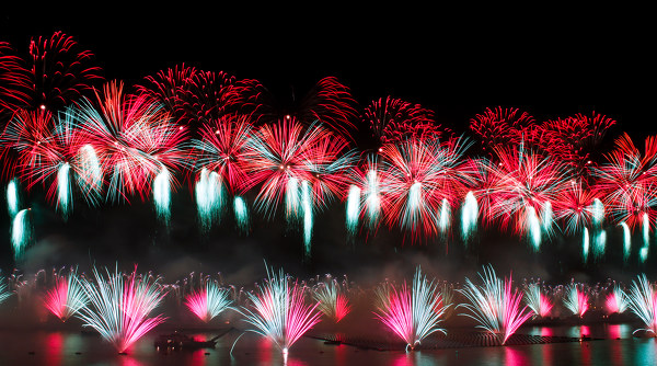 Firework of  the 7th Central China Expo Sets World Records