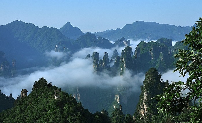 Zhangjiajie clouds landscape in the Wolongling rooftop