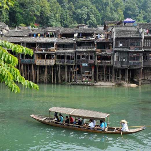 Zhangjiajie Hold Two Seats in Top Ten Tourist Attractions