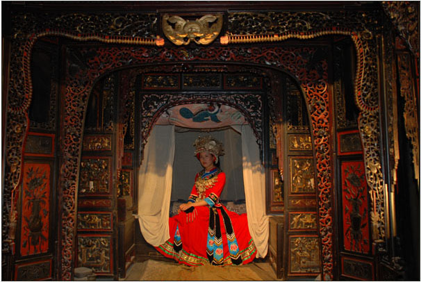 Zhangjiajie Tujia people’s Dripping Bed