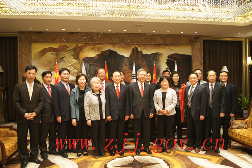 Zhangjiajie leadership Hubojun met with South Korea Hedong Guests