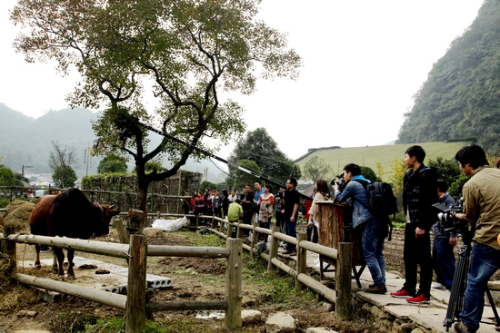 Zhangjiajie Version《Jiangnan Style》is being shooting in Huanglong Cave
