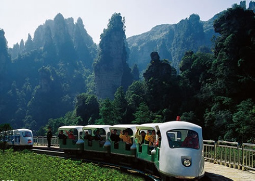 Prize Draw by Taking Tramcar is being Launched in ZJJ Ten-mile Gallery