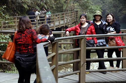 Fishing in Dongting Lake Banned for Spring Time