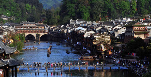 Entrance Fee to Ancient Town Hurts Tourism