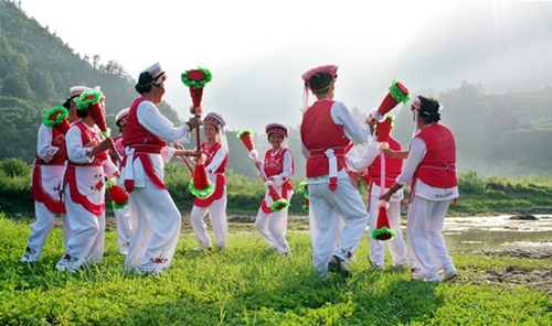 Battle Drum Dance of Bai Nationality in Zhangjiajie