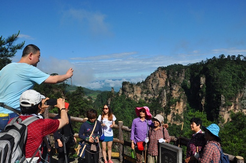 Breath-taking Scenery Appearing in ZJJ Wulingyuan after Heavy Rainfall