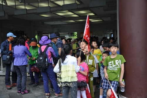 Free Travel in ZJJ Core Scenic Spot for Global Students Under the Age of 19