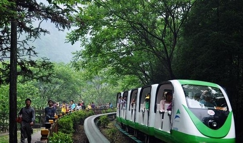 Zhangjiajie Ecotourism Was Favored on Dragon Boat Festival