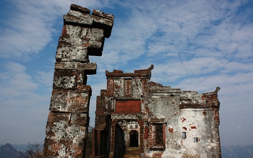 ZJJ Wulingyuan Will Develop Baofeng Mountain Resort