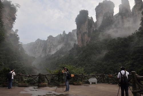 The 1st batch of Volunteers for 2013 ITL Country Music Week Reached ZJJ