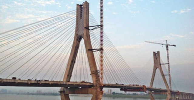 Changde Taohuayuan Bridge - Most Large-scaled in Changde Opens to Traffic