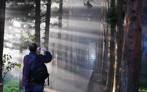 ZJJ Huangshi Village’s Sea of ​​clouds Attract Visitors