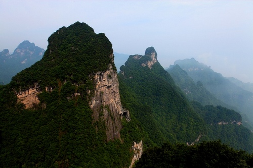 Zhangjiajie Eastern Part Tourism Becomes Popular