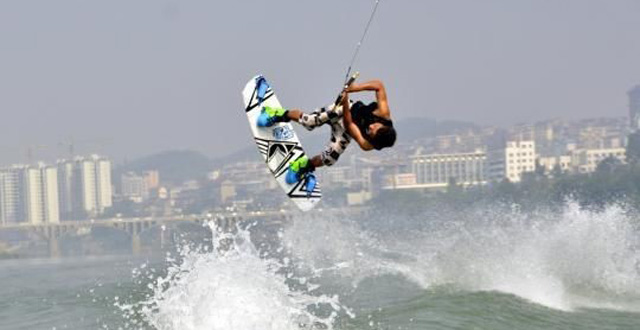 First Travel Airplane in Hunan Province Successfully had Its Debut Flight