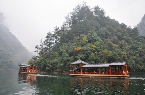 COCEA Delegation Surveys Cultural Tourism Industry in Western Hunan