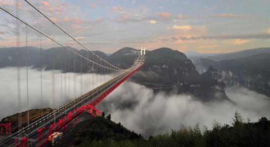 Aizhai Bridge Listed on the World Top Ten “Must Go” Tourism New Landmarks