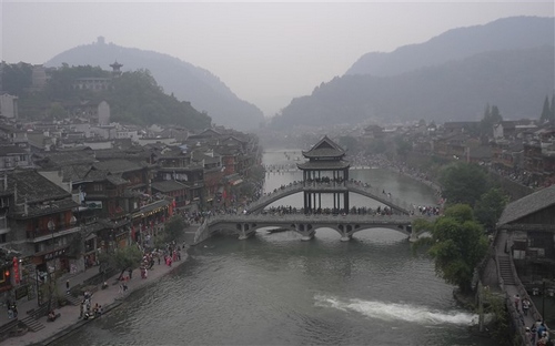 Fenghuang Ancient Town Awarded “The Most Livable Town in China”