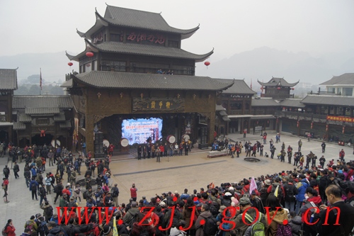 Over 1,000 Global Photographers Focus on ZJJ Wulingyuan