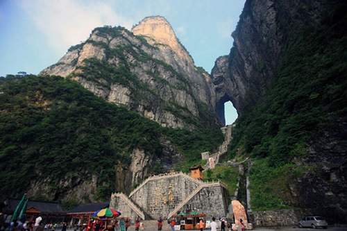 Tianmen Cave and “Tianmen Foxy Lady” Drama Will Open Again on March