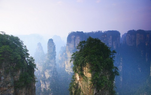 ZJJ Wulingyuan Received 1.35 million Guests in the First Quarter