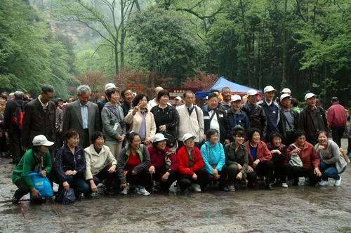 “Sunset-red Trip” Have a Fine Tour in Zhangjiajie