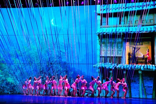 On Labor Holiday:”ZJJ Misty Rain” Will Free Receive National Labor Model