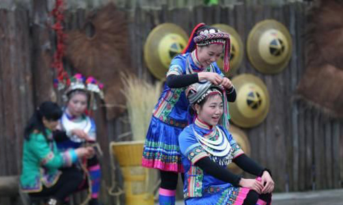 Hunan Province，the Miao Festival of Jingzhou County Convened