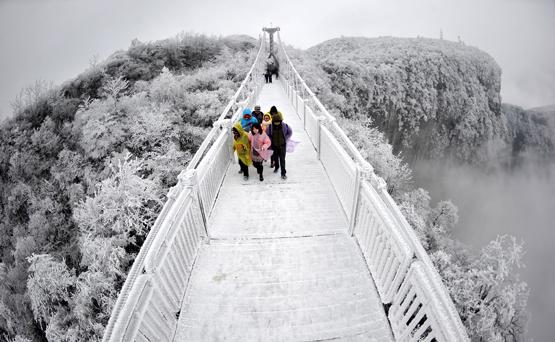 ZJJ Tianmen Mountain: Ice and Snow World