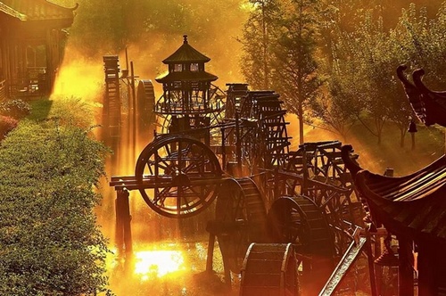 Zhangjiajie Photographer Zhang Guangzhi’s Works won Two Awards