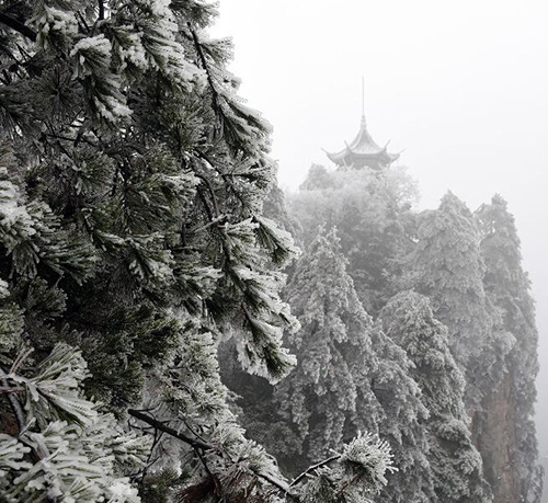 Amazing Snow Scenery of Zhangjiajie Scenic Spot