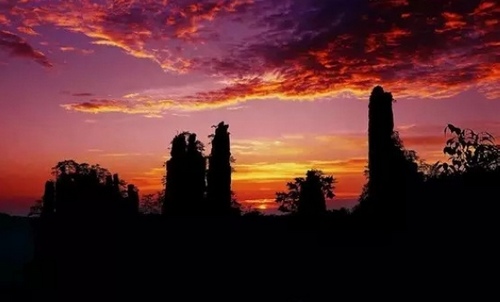 Zhangjiajie’s Beautiful Photos for Sunrise and Sunset