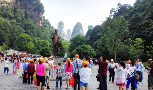 Zhangjiajie tourism breaks through 2 million before 7 months
