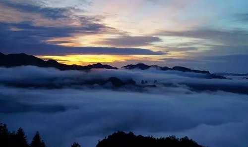 Zhangjiajie Sunrise and Sea of Clouds Photo Collections