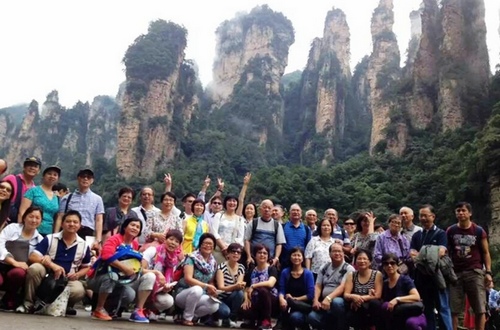 European and American tourists show favor in Zhangjiajie