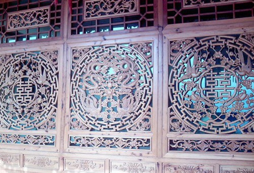 TuJia wood carvings