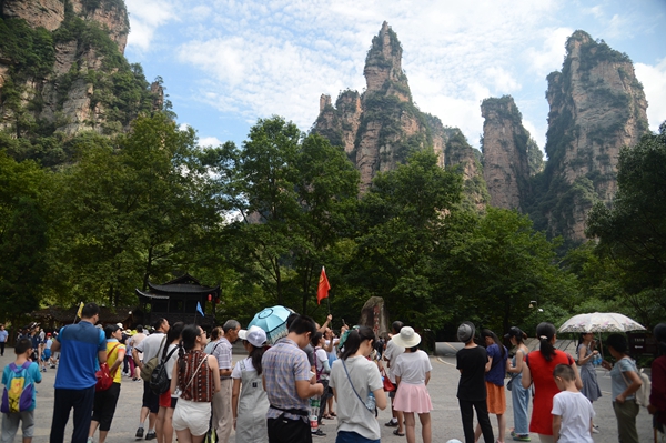 2017 Tourism Cooperation Among Cities Along SR &amp; HSR Launched
