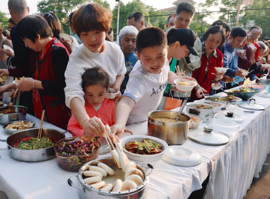 Special Banquet Contest Held in Changsha to Mark May Day Holiday