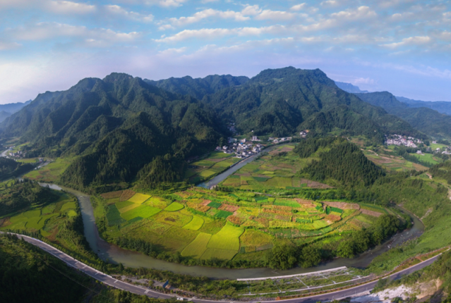 Natural Sceneries in Xiangxi Maoba Village
