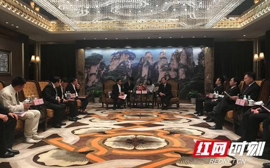 Oscar Marapidtan, Mayor of Kalookan, Philippines, visited Zhangjiajie
