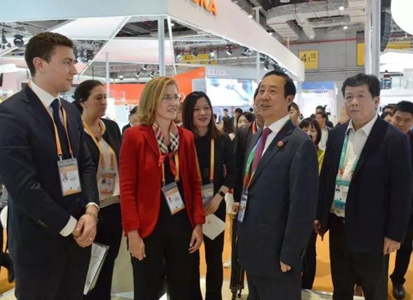 Hunan's Participation in CIIE,Governor Xu Welcomes U to Invest and Develop