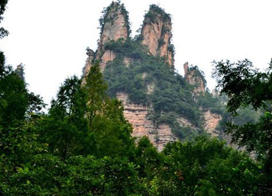 Jinbian stream's Marvellous mountains 