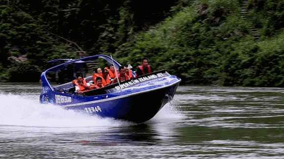 2N3D Weekend tour for Yuanjiajie avatar + Jiutian Cave + Maoyanhe boat tour(Jet Boat Rafting)
